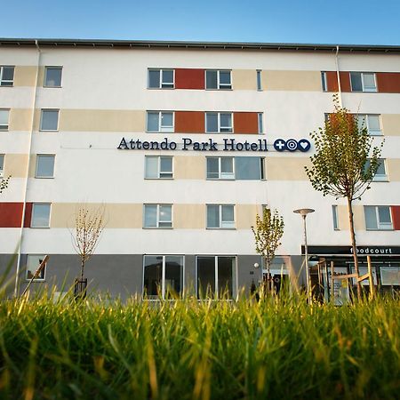 Attendo Park Hotell Huddinge Exterior foto