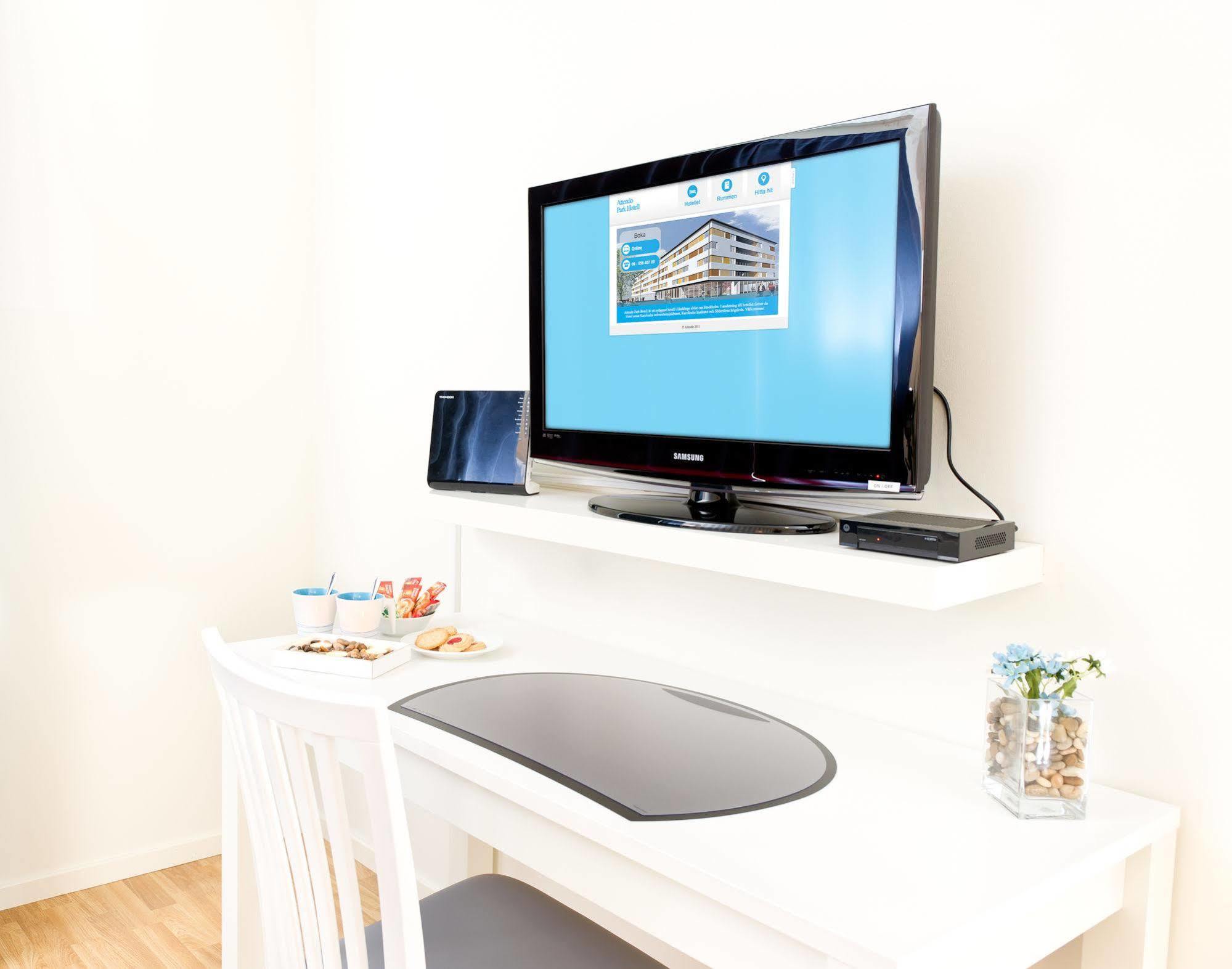 Attendo Park Hotell Huddinge Exterior foto